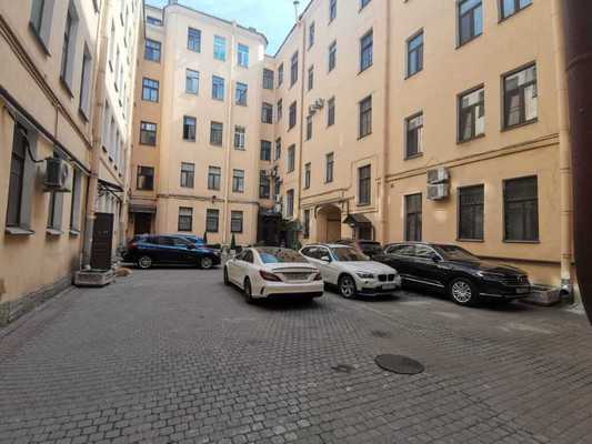 Продам многокомнатную квартиру, Невский пр-кт, 119, Санкт-Петербург г