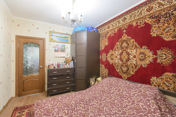 Продам трехкомнатную (3-комн.) квартиру, Зорге ул, 31/1, Ростов-на-Дону г