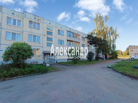 Продам долю в 1-комн. квартире, Героев Танкистов ул, 7, Дятлово п