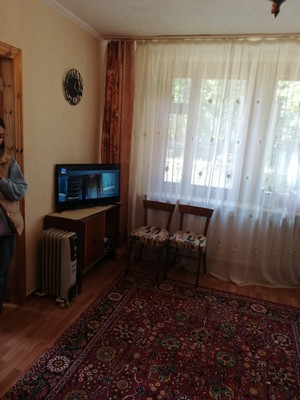 Продам двухкомнатную (2-комн.) квартиру, Армейская ул, 15Г, Алексин г