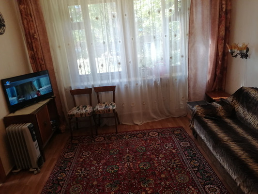 Продам двухкомнатную (2-комн.) квартиру, Армейская ул, 15Г, Алексин г