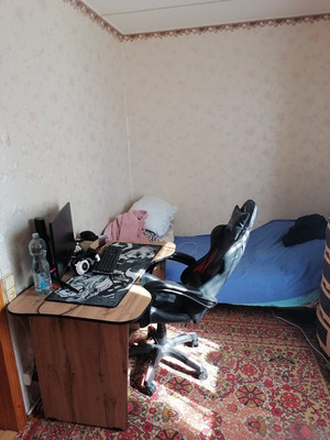 Продам двухкомнатную (2-комн.) квартиру, Армейская ул, 15Г, Алексин г