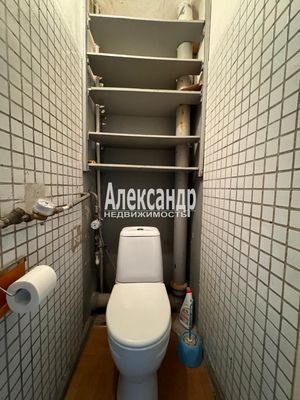 Продам трехкомнатную (3-комн.) квартиру, Богайчука ул, 24, Металлострой п