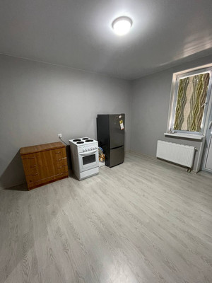 Продам трехкомнатную (3-комн.) квартиру, Западный Обход ул, 65к1, Краснодар г