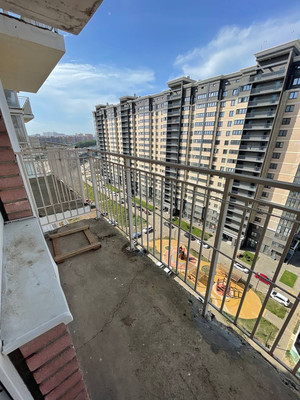 Продам трехкомнатную (3-комн.) квартиру, Западный Обход ул, 65к1, Краснодар г