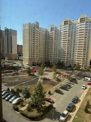 Продам трехкомнатную (3-комн.) квартиру, Еременко ул, 90/27, Ростов-на-Дону г