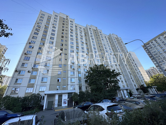 Продам трехкомнатную (3-комн.) квартиру, Братиславская ул, 17к1, Москва г