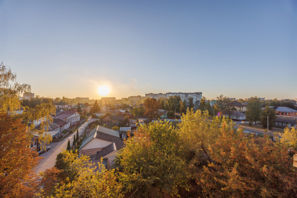 Продам трехкомнатную (3-комн.) квартиру, Медведева ул, 17, Брянск г