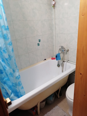 Продам двухкомнатную (2-комн.) квартиру, Армейская ул, 15Г, Алексин г