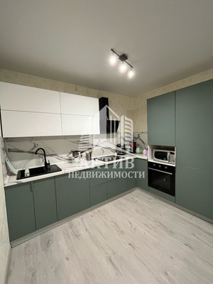 Продам трехкомнатную (3-комн.) квартиру, 78 Добровольческой Бригады ул, 25, Красноярск г