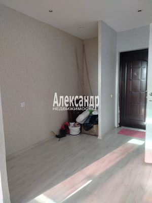 Продам двухкомнатную (2-комн.) квартиру, Красноармейская ул, 15, Лахденпохья г