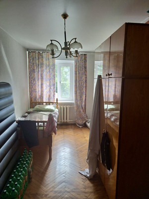 Продам трехкомнатную (3-комн.) квартиру, Кооперативная ул, 4, Апшеронск г