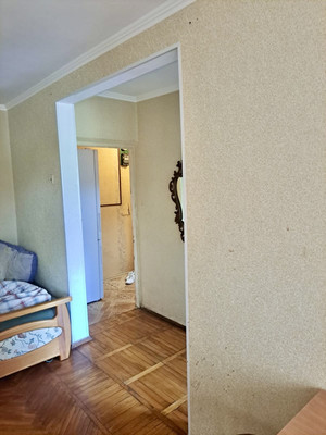 Продам трехкомнатную (3-комн.) квартиру, Кооперативная ул, 4, Апшеронск г