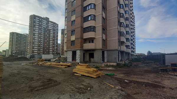 Продам коммерческое помещение 48,9 м2, им. Петра Метальникова ул, 40, Краснодар г