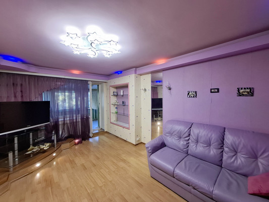 Продам трехкомнатную (3-комн.) квартиру, Андропова ул, 21, Ступино г