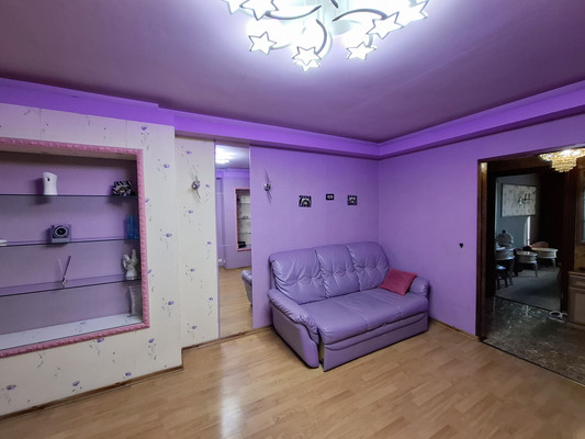 Продам трехкомнатную (3-комн.) квартиру, Андропова ул, 21, Ступино г