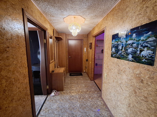 Продам трехкомнатную (3-комн.) квартиру, Андропова ул, 21, Ступино г