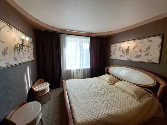 Продам трехкомнатную (3-комн.) квартиру, Андропова ул, 21, Ступино г