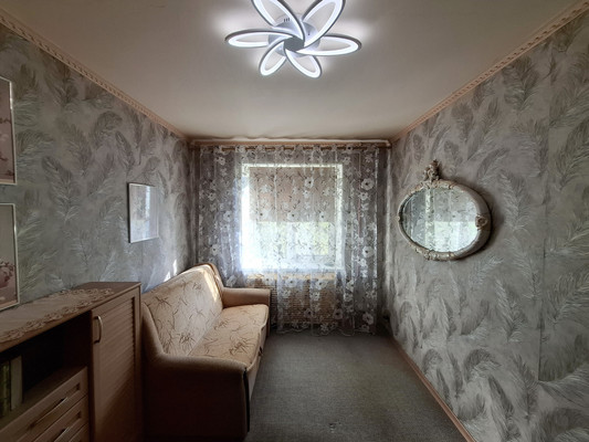 Продам трехкомнатную (3-комн.) квартиру, Андропова ул, 21, Ступино г