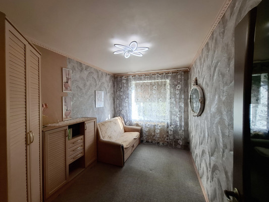 Продам трехкомнатную (3-комн.) квартиру, Андропова ул, 21, Ступино г