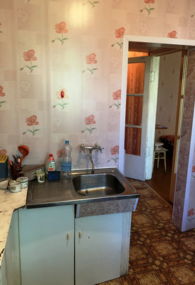 Продам однокомнатную (1-комн.) квартиру, Космонавтов ул, 13, Воронеж г