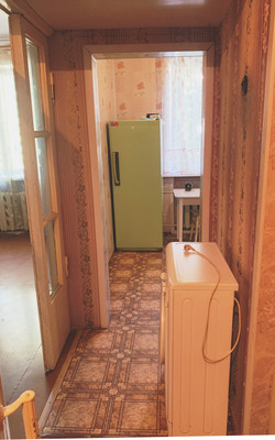 Продам однокомнатную (1-комн.) квартиру, Космонавтов ул, 13, Воронеж г