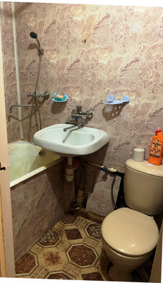 Продам однокомнатную (1-комн.) квартиру, Космонавтов ул, 13, Воронеж г