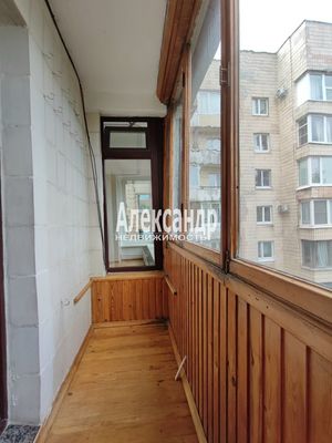 Продам трехкомнатную (3-комн.) квартиру, Кораблестроителей ул, 19к1, Санкт-Петербург г