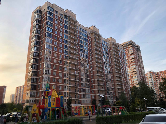 Продам двухкомнатную (2-комн.) квартиру, Героев-Разведчиков ул, 8к3, Краснодар г