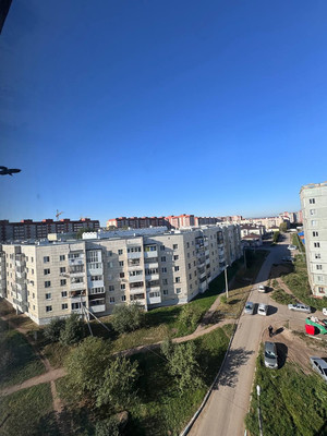 Продам трехкомнатную (3-комн.) квартиру, 34-й мкр, 29, Октябрьский г