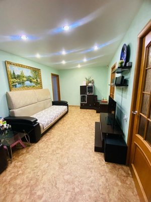 Сдам двухкомнатную (2-комн.) квартиру, Лазо ул, 8, Абаза г