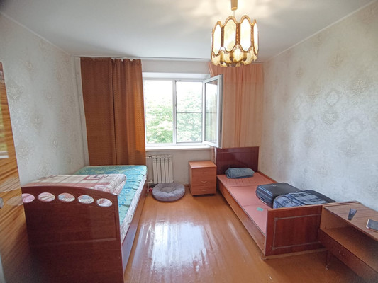 Продам двухкомнатную (2-комн.) квартиру, Энергетиков пр-кт, 24, Новомичуринск г