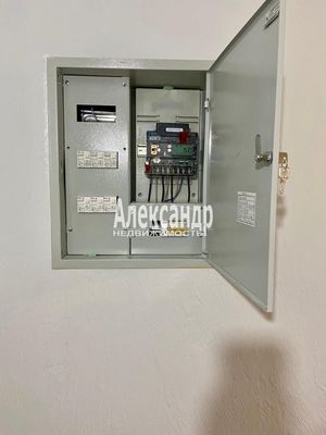Продам двухкомнатную (2-комн.) квартиру, Ленинградская ул, 2, Ласанен п