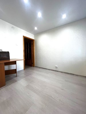 Продам многокомнатную квартиру, Октябрьский пр-кт, 153, Киров г