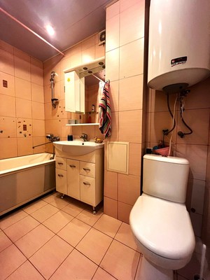 Продам многокомнатную квартиру, Октябрьский пр-кт, 153, Киров г