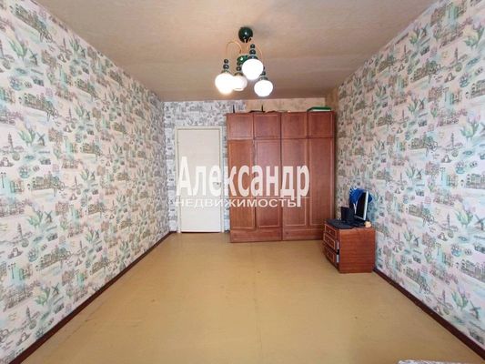 Продам двухкомнатную (2-комн.) квартиру, Победы пр-кт, 39, Выборг г