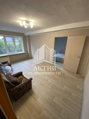 Продам трехкомнатную (3-комн.) квартиру, Железнодорожников ул, 16а, Красноярск г