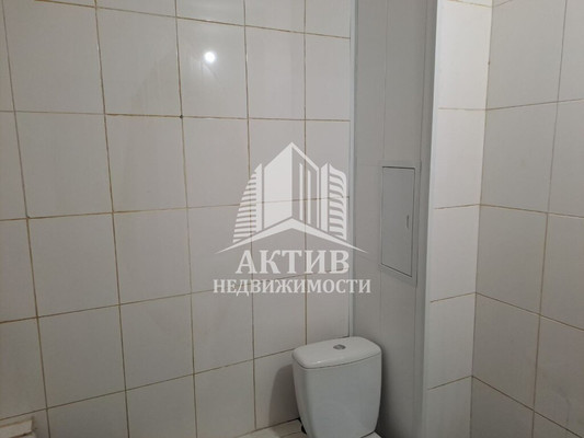Продам трехкомнатную (3-комн.) квартиру, Железнодорожников ул, 16а, Красноярск г