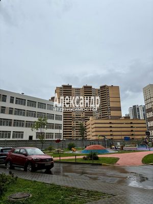 Сдам однокомнатную (1-комн.) квартиру, Русановская ул, 18к3, Санкт-Петербург г