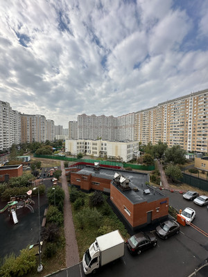 Продам однокомнатную (1-комн.) квартиру, Защитников Москвы пр-кт, 15, Москва г