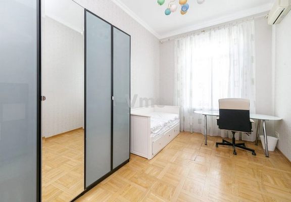 Сдам офисное помещение 180 м2, Девяткин пер, 2, Москва г