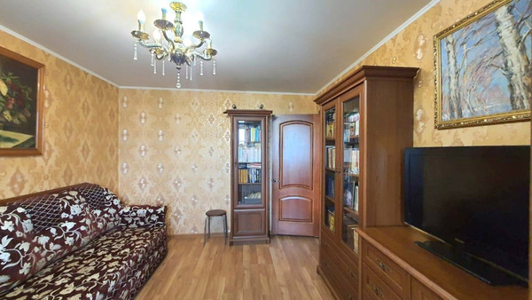 Продам трехкомнатную (3-комн.) квартиру, Касимовская ул, 5, Москва г