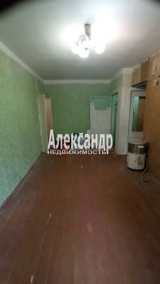 Продам двухкомнатную (2-комн.) квартиру, Романтиков ул, 1, Кириши г