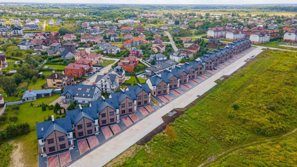 Продам таунхаус, Абрикосовая ул, 8, Малое Васильково п, 0 км от города