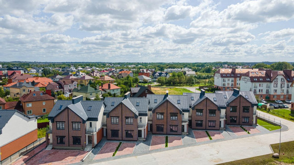 Продам таунхаус, Абрикосовая ул, 8, Малое Васильково п, 0 км от города