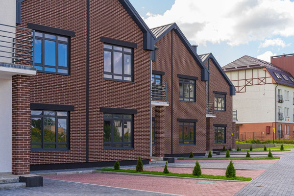 Продам таунхаус, Абрикосовая ул, 34, Малое Васильково п, 0 км от города