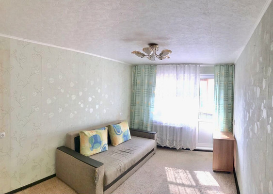 Продам двухкомнатную (2-комн.) квартиру, Ангарская ул, 38, Екатеринбург г