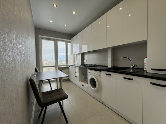 Сдам однокомнатную (1-комн.) квартиру, Балаклавская ул, 73кВ, Симферополь г