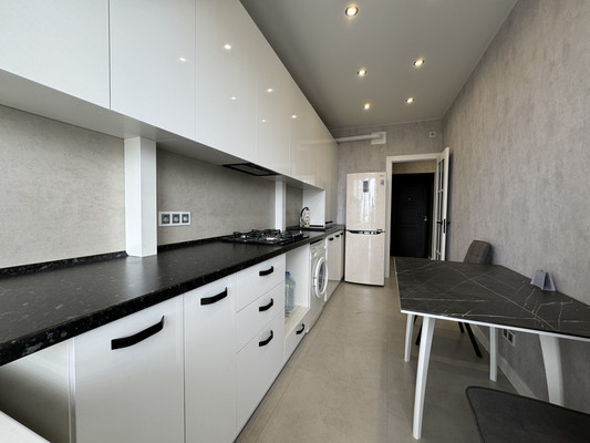 Сдам однокомнатную (1-комн.) квартиру, Балаклавская ул, 73кВ, Симферополь г