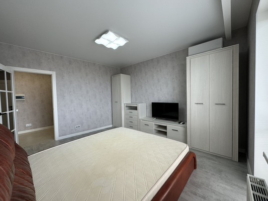 Сдам однокомнатную (1-комн.) квартиру, Балаклавская ул, 73кВ, Симферополь г